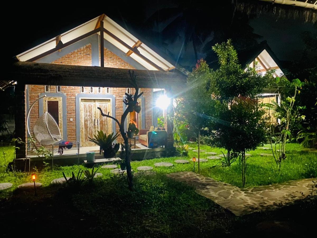 Al Sasaki Apartment Tetebatu Luaran gambar