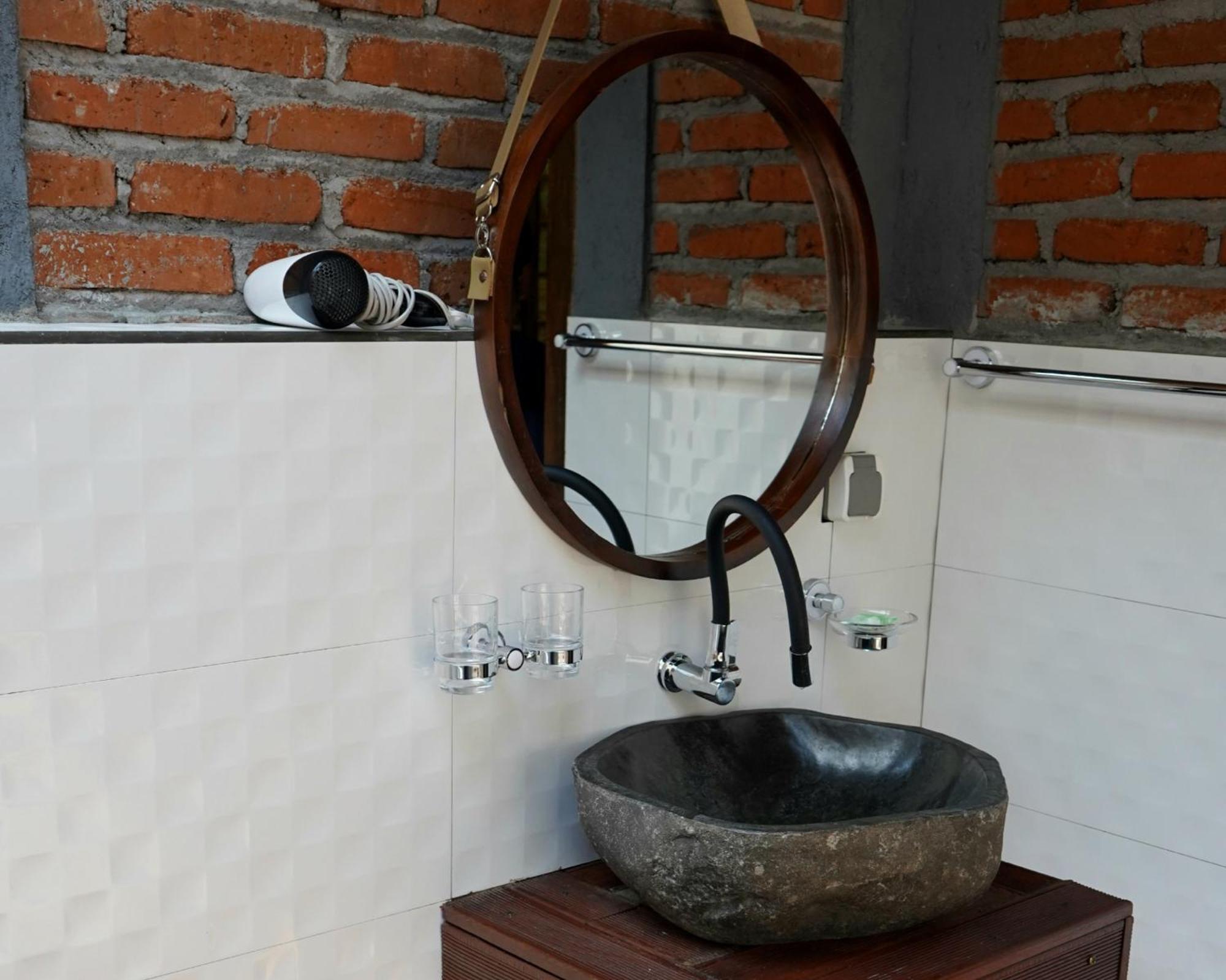 Al Sasaki Apartment Tetebatu Luaran gambar