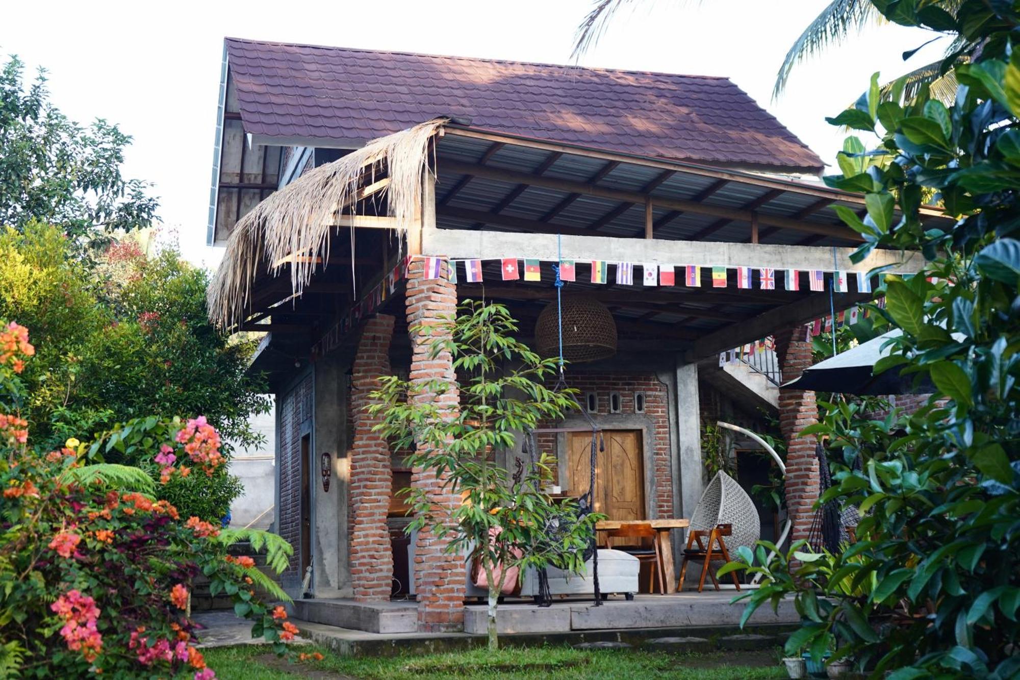 Al Sasaki Apartment Tetebatu Luaran gambar