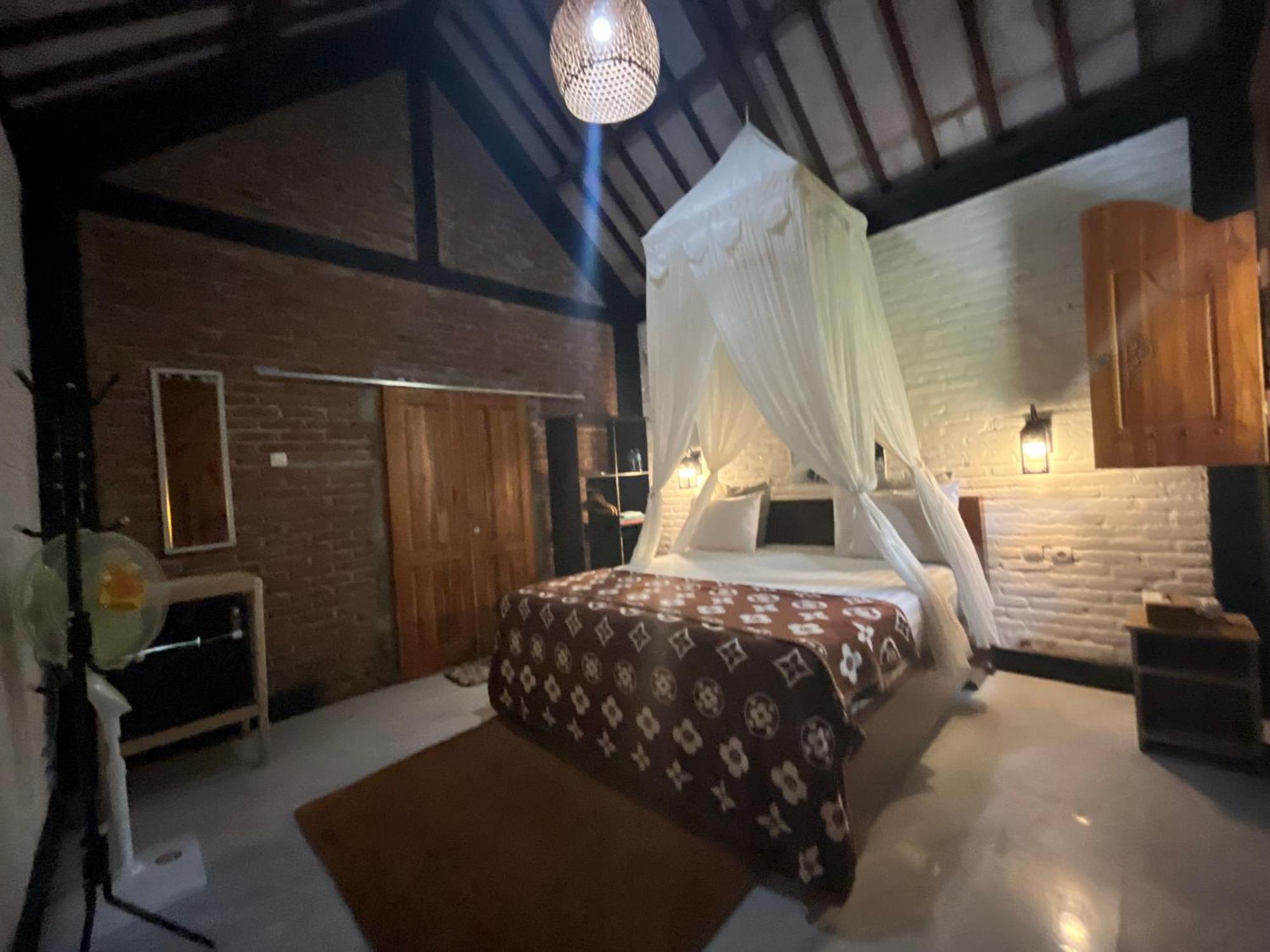 Al Sasaki Apartment Tetebatu Luaran gambar